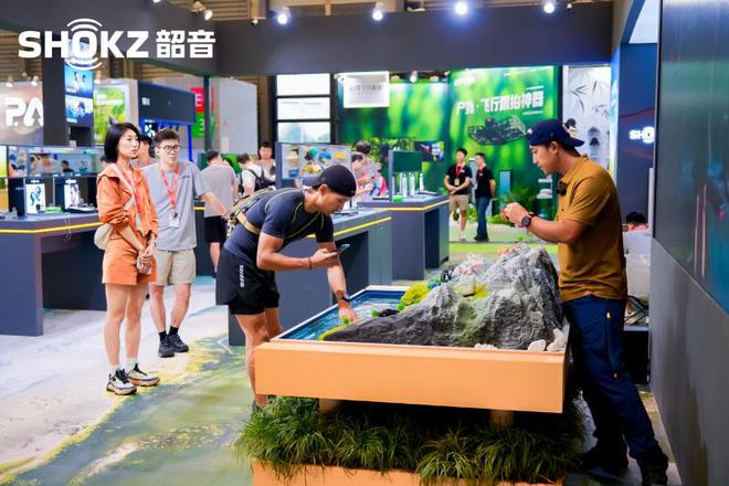 必威打开“运动+音乐”新方式 Shokz韶音携全系运动耳机亮相ISPO 2024(图2)