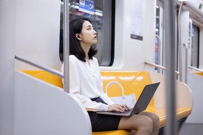 蓝牙耳机不建议乱买：2025蓝牙耳机口碑王大揭秘！凭啥被用户疯抢(图5)